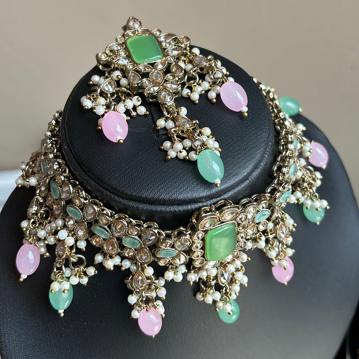 Sahana pink mint
