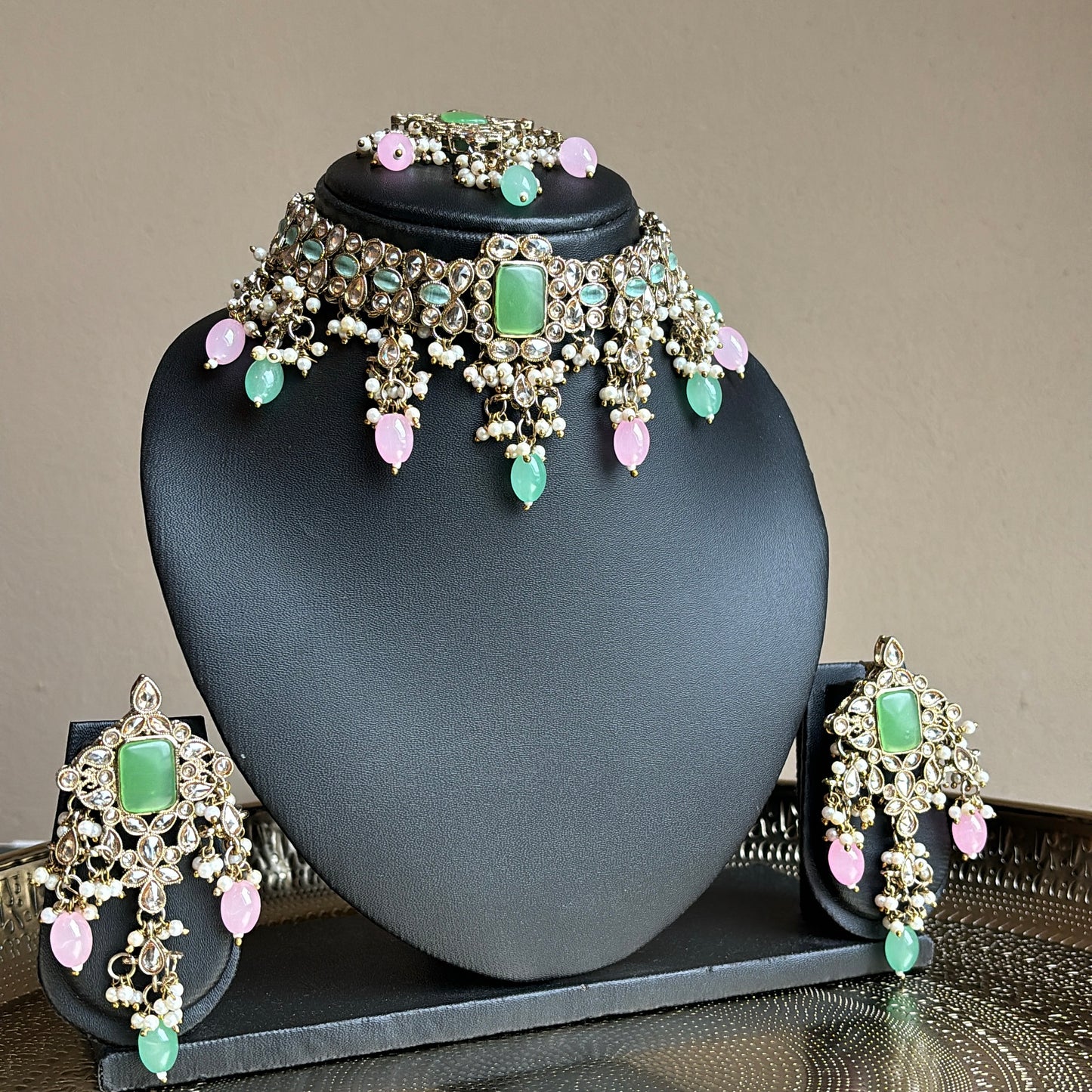 Sahana pink mint