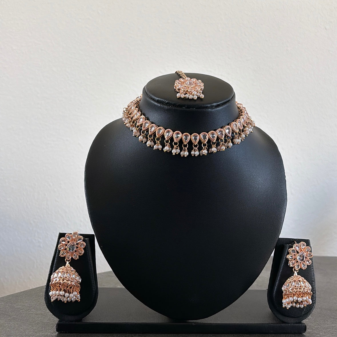 Lavina rose gold