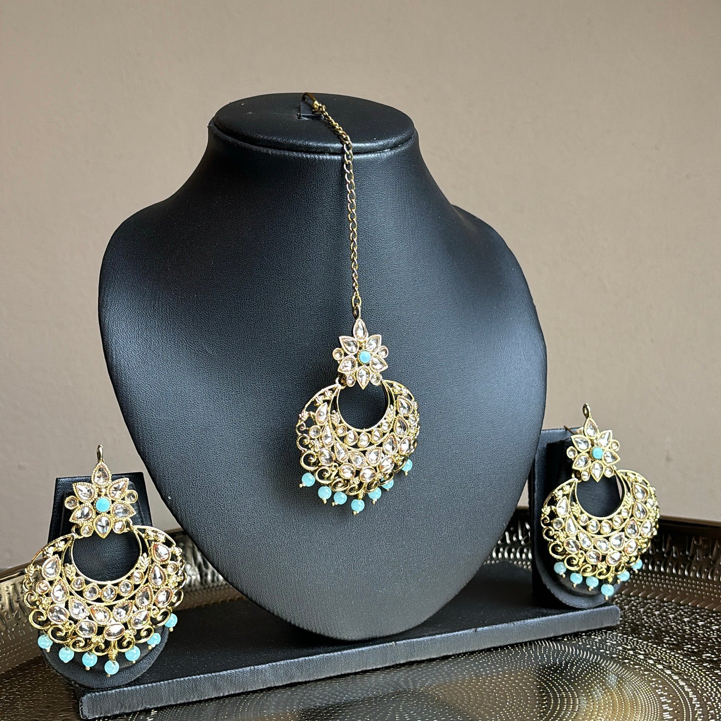 Kiara tikka set