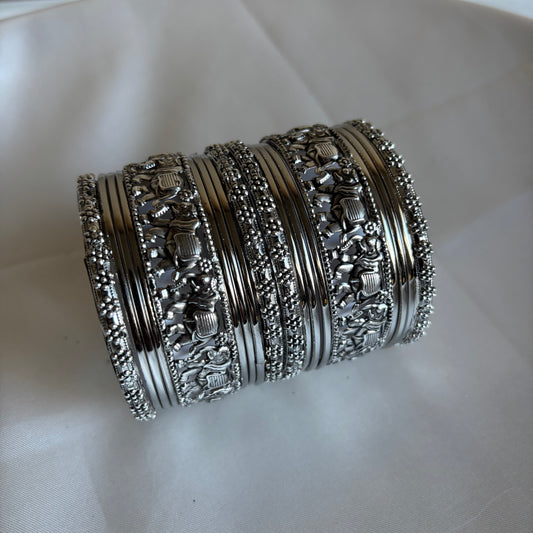 Pravina bangles