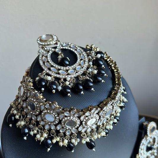 Sharmila black