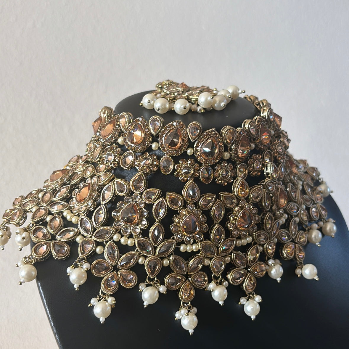 Nadiya gold